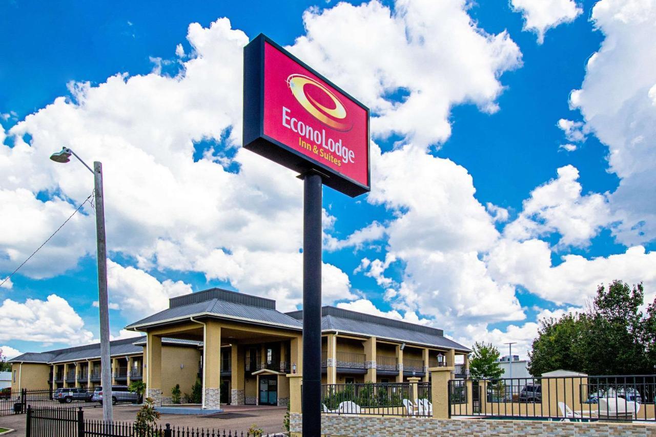 Super 8 By Wyndham Jackson Ms Hotel Exterior photo